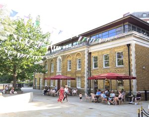 Queripel House, Duke of York Square